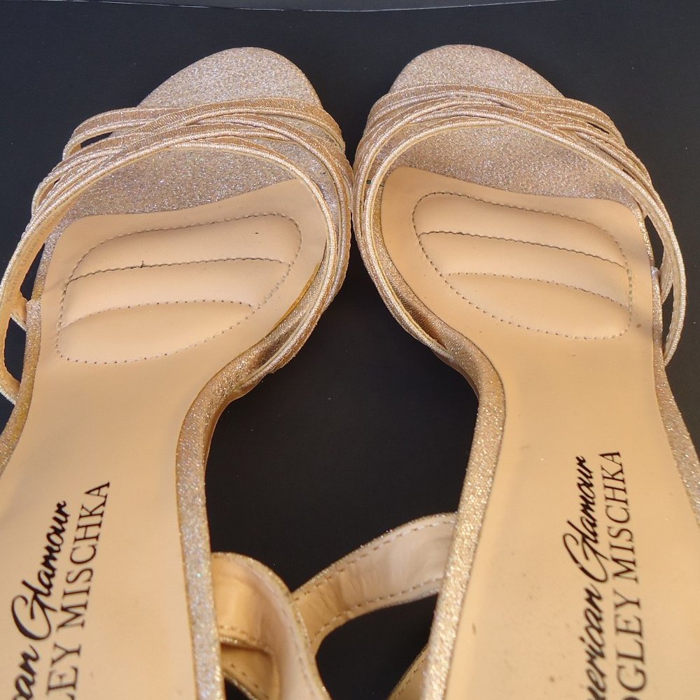SIZE 6.5. BADGLEY MISCHKA American Glamour gold glitter block heels sandals. - Picture 7 of 16